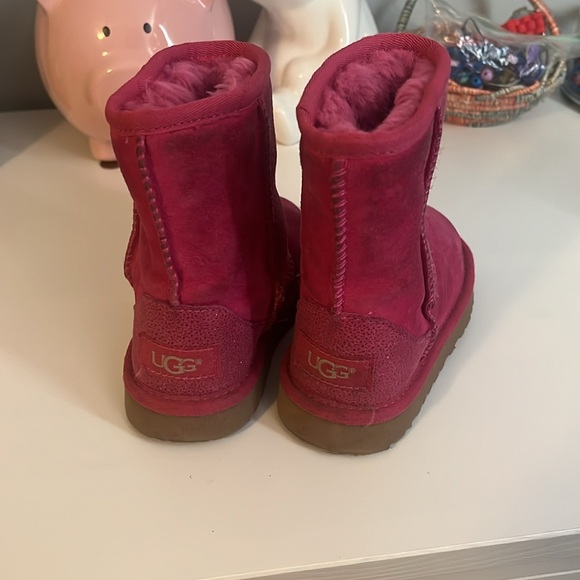 Girls UGG Boots Hot Pink Silver Sparkle size 9 - Picture 4 of 7